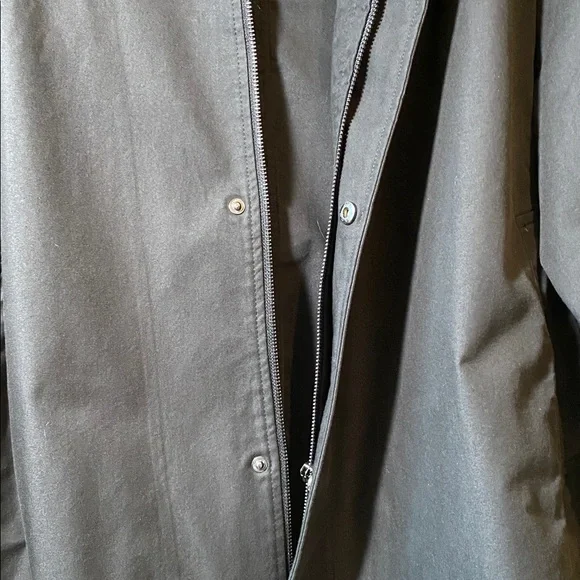 Universal Standard Plus Size Black Rain Jacket - Picture 4 of 8